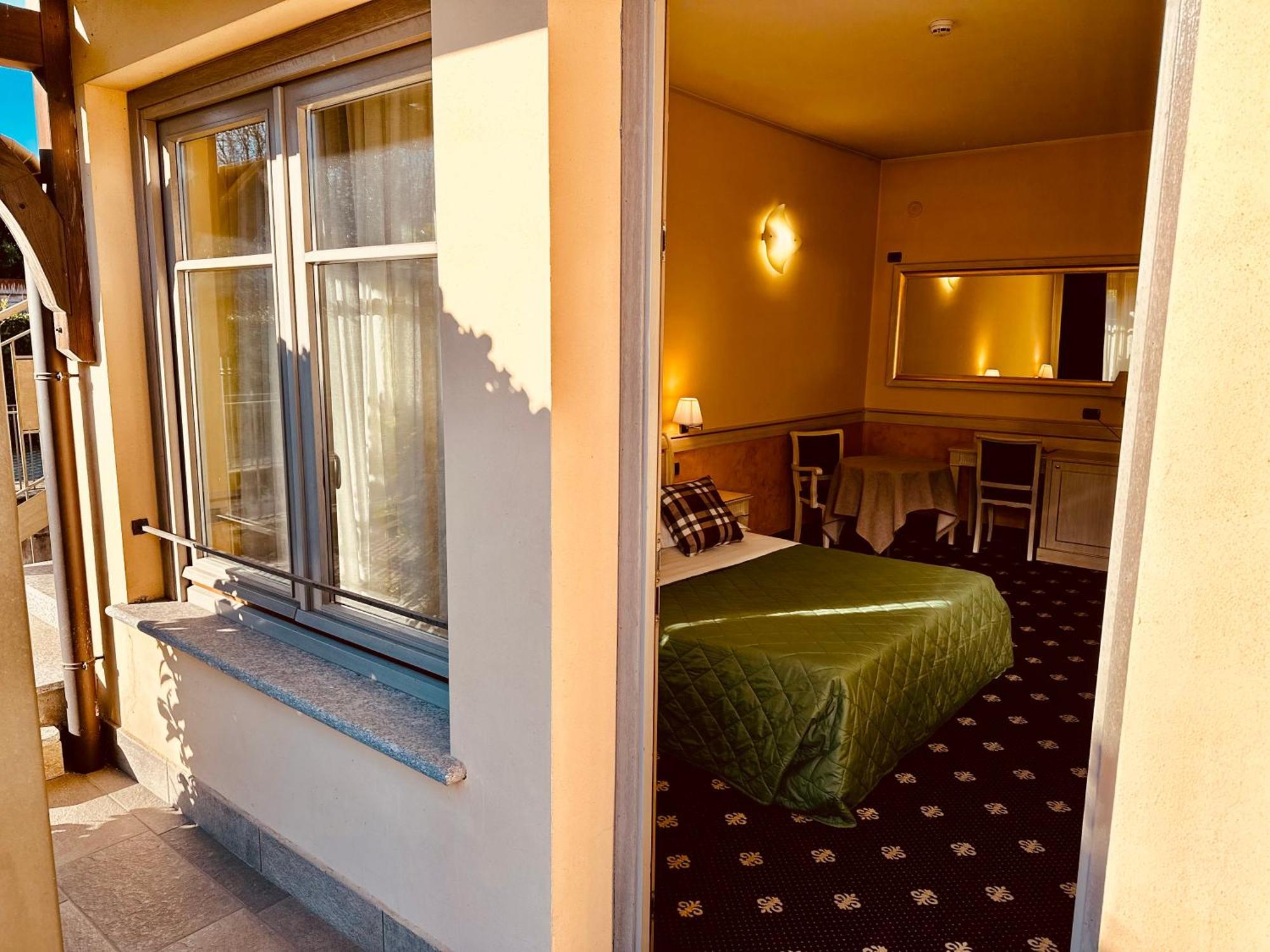 Motel Malpensa Inn & Hotel-Airport カーゼ・ヌオーヴェ エクステリア 写真