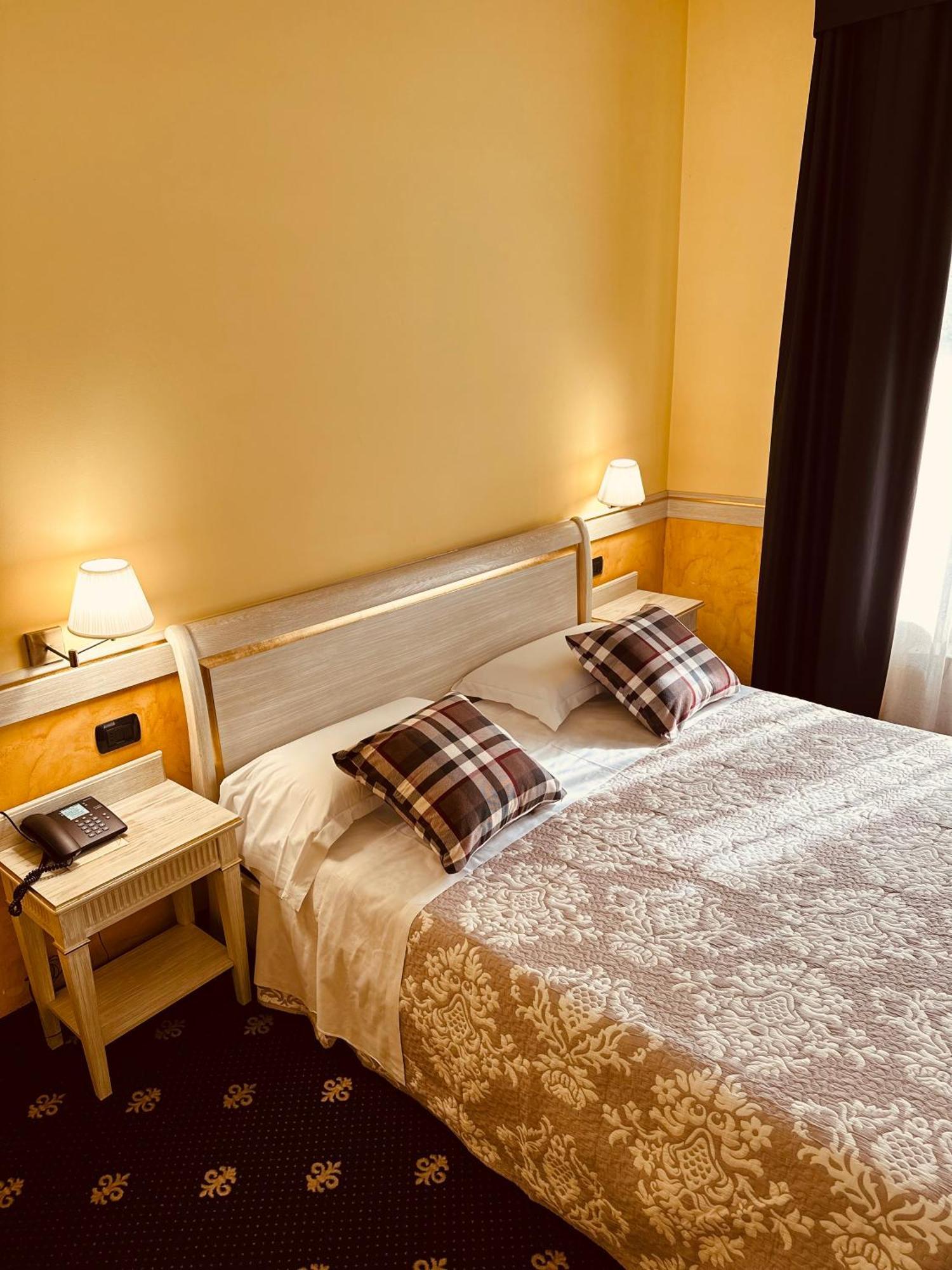 Motel Malpensa Inn & Hotel-Airport カーゼ・ヌオーヴェ エクステリア 写真