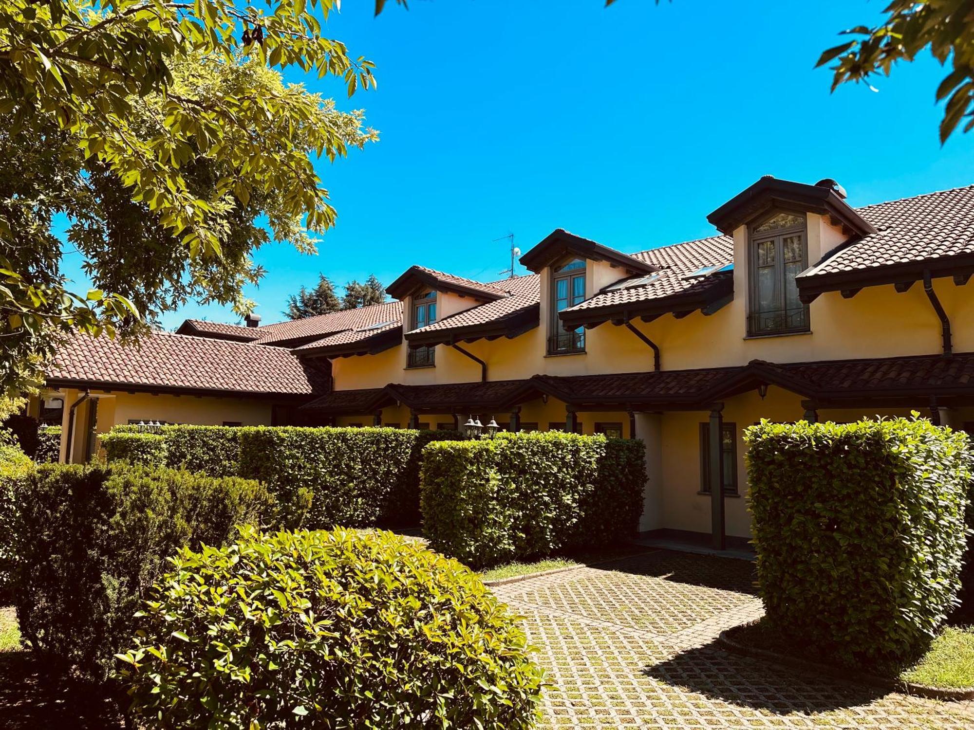 Motel Malpensa Inn & Hotel-Airport カーゼ・ヌオーヴェ エクステリア 写真