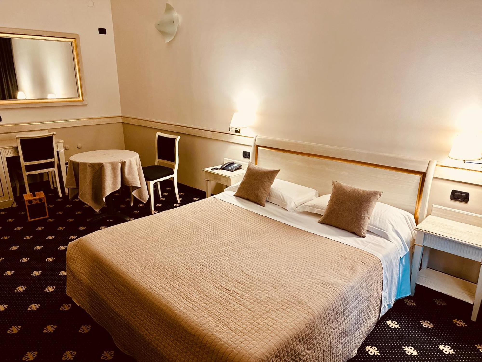 Motel Malpensa Inn & Hotel-Airport カーゼ・ヌオーヴェ エクステリア 写真
