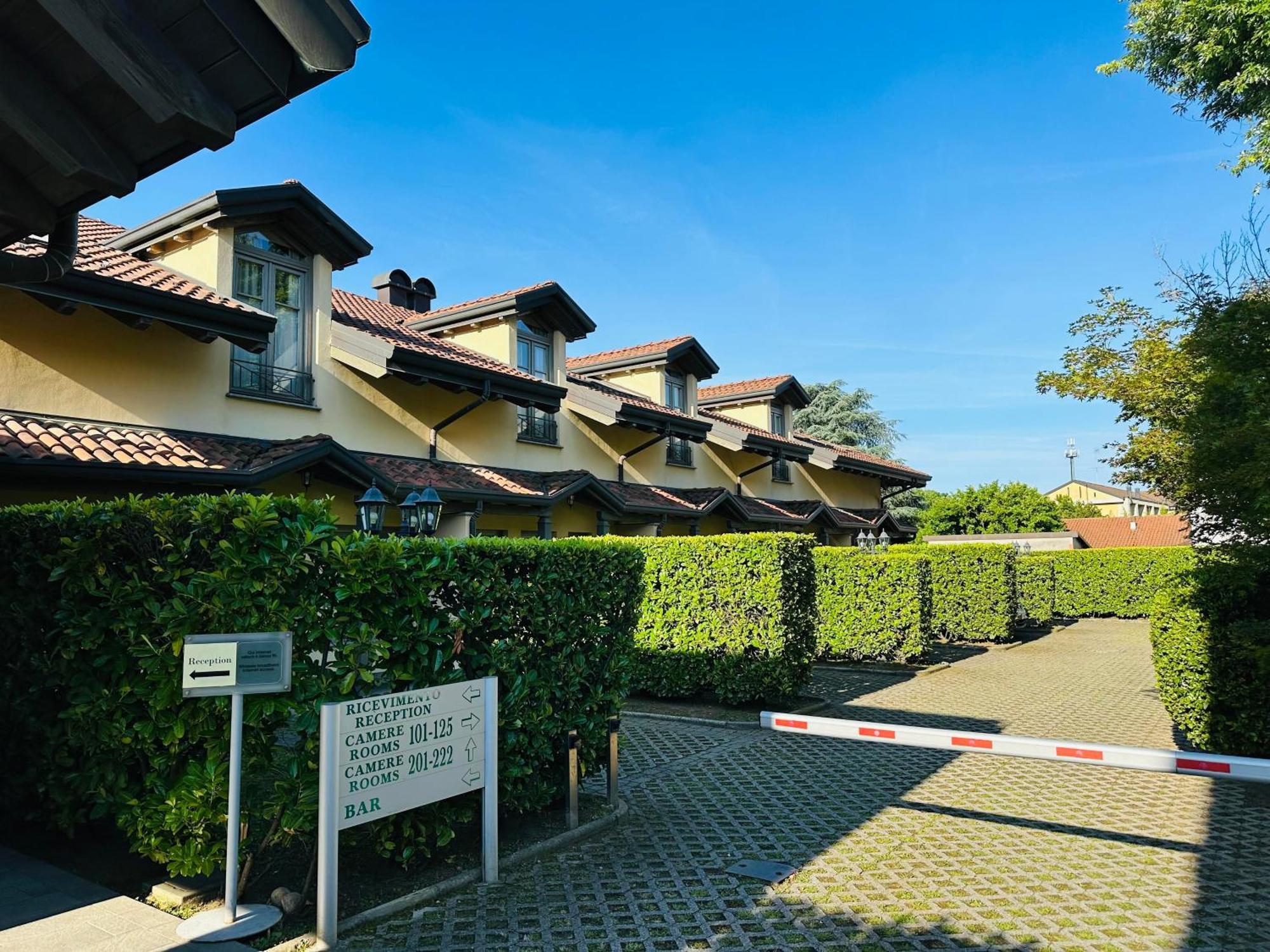 Motel Malpensa Inn & Hotel-Airport カーゼ・ヌオーヴェ エクステリア 写真