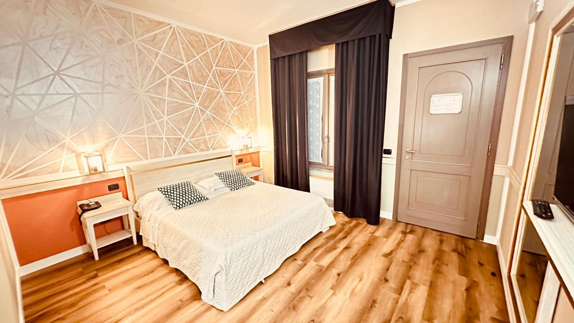 Motel Malpensa Inn & Hotel-Airport カーゼ・ヌオーヴェ エクステリア 写真