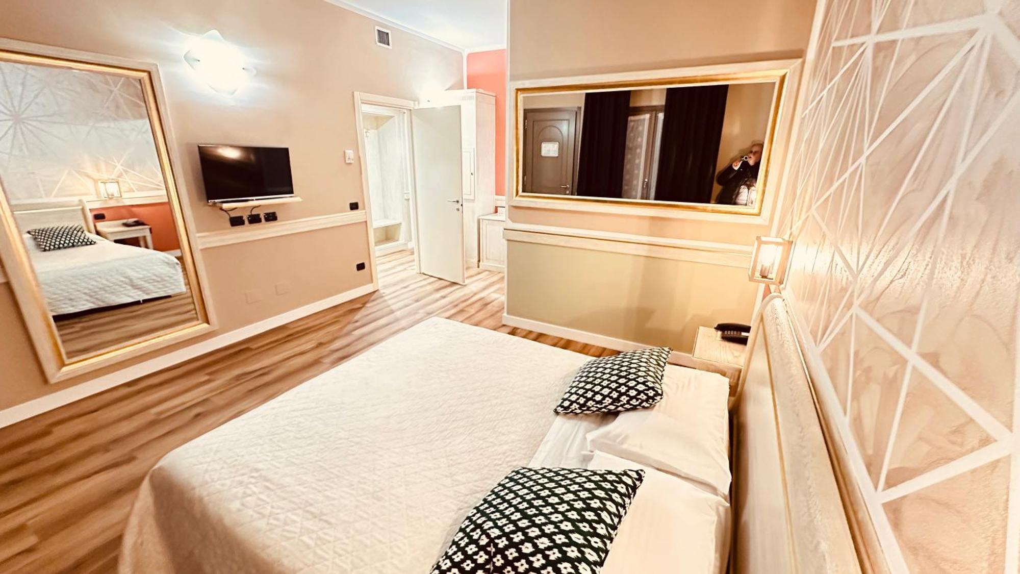 Motel Malpensa Inn & Hotel-Airport カーゼ・ヌオーヴェ エクステリア 写真
